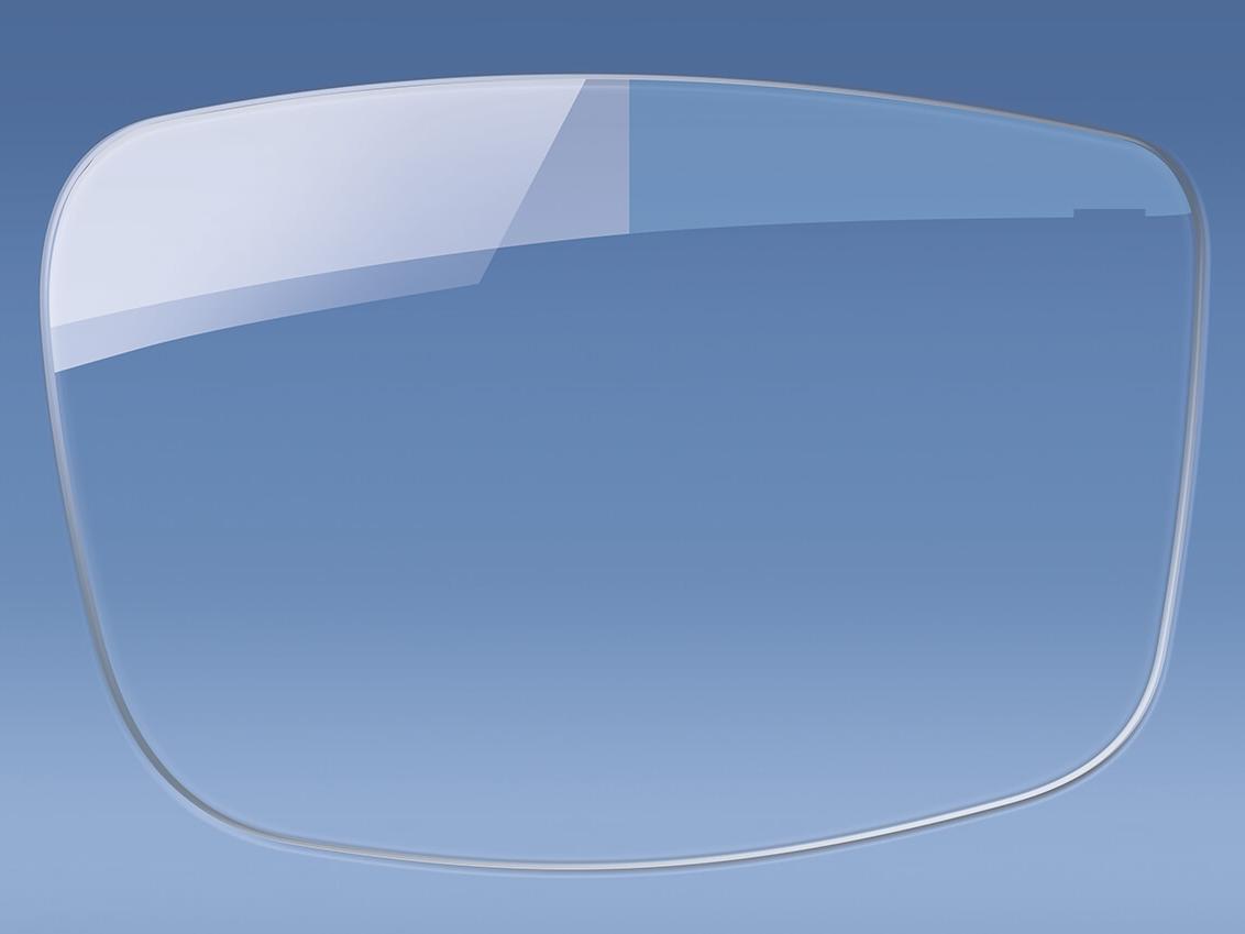 Ilustración de un lente con y sin tratamiento antirreflejo 