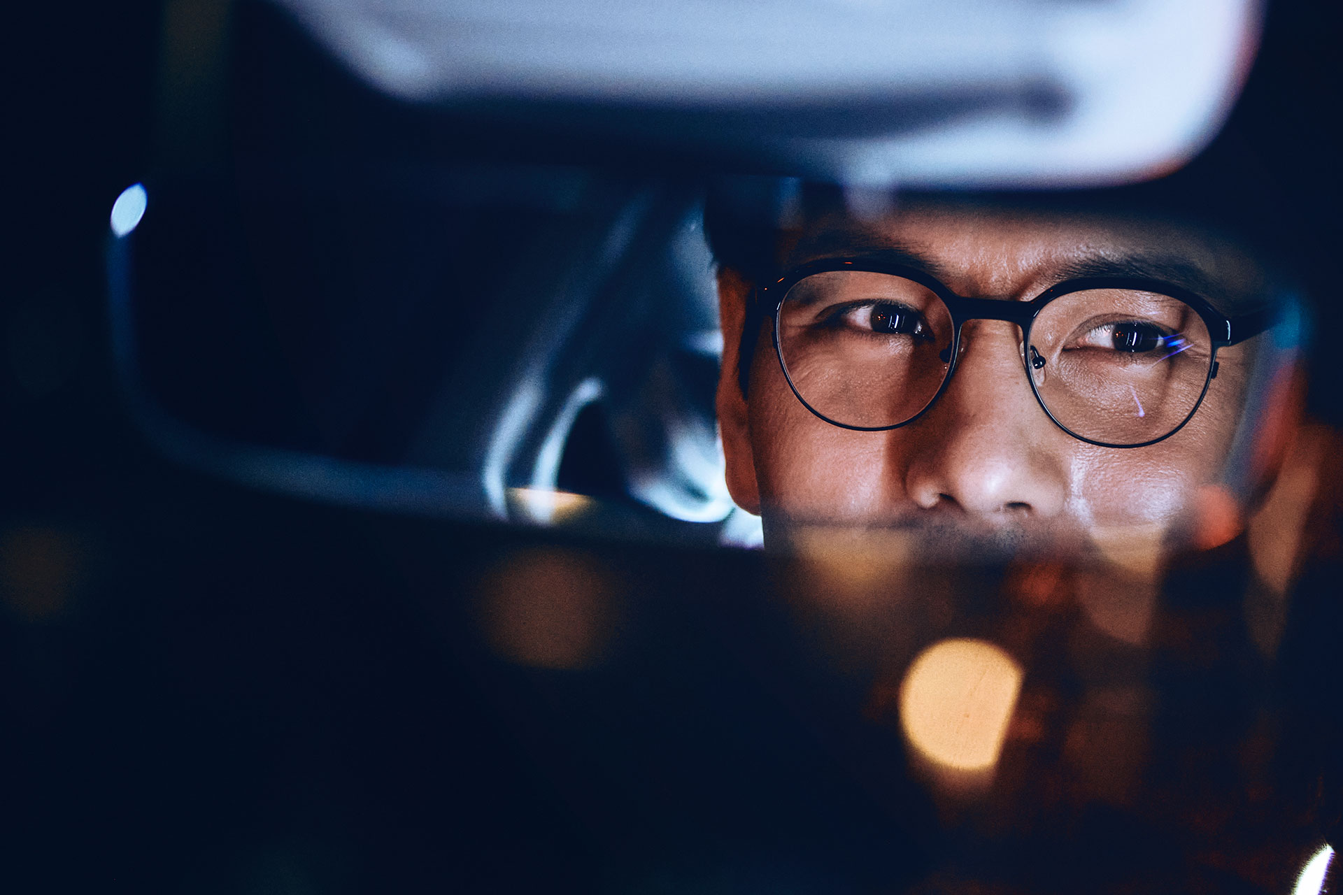 El desarrollo de cristales de gafas especiales para conducir