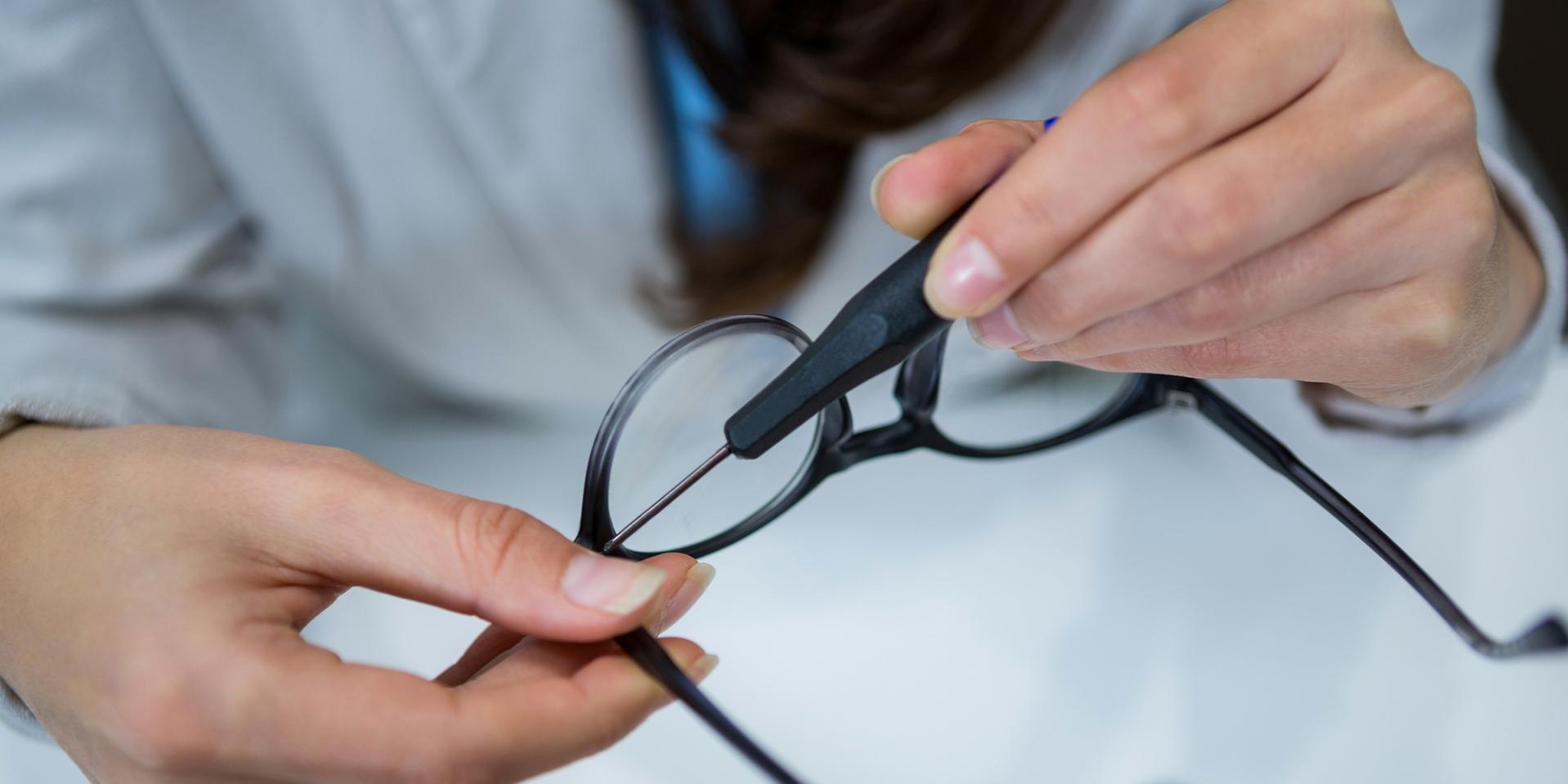 Lentes correctivos antiguos con una montura nueva: ¿es posible esta combinación?